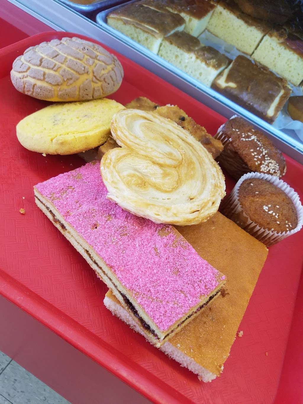 Medranos Bakery & Salvadoran Food | 3001 W Pioneer Dr, Irving, TX 75061, USA | Phone: (972) 513-2498