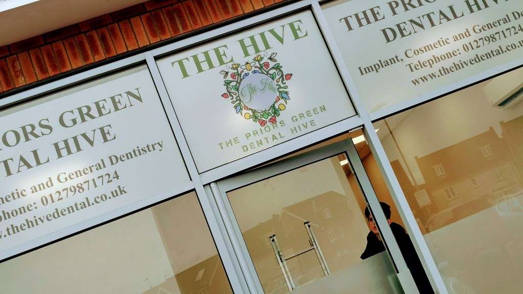 The Priors Green Dental Hive | Unit 2 Priors Green Local Centre, Bennet Canfield, Little Canfield, Dunmow CM6 1HE, UK | Phone: 01279 871724