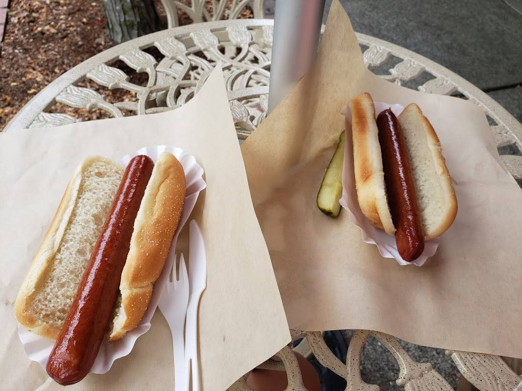 Hot Dogs At The Cove | 11252 WA-104, Kingston, WA 98346, USA | Phone: (425) 876-0986