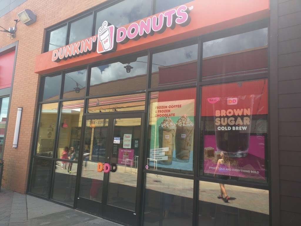 Dunkin | 221 Patriot Pl, Foxborough, MA 02035, USA | Phone: (508) 543-2650