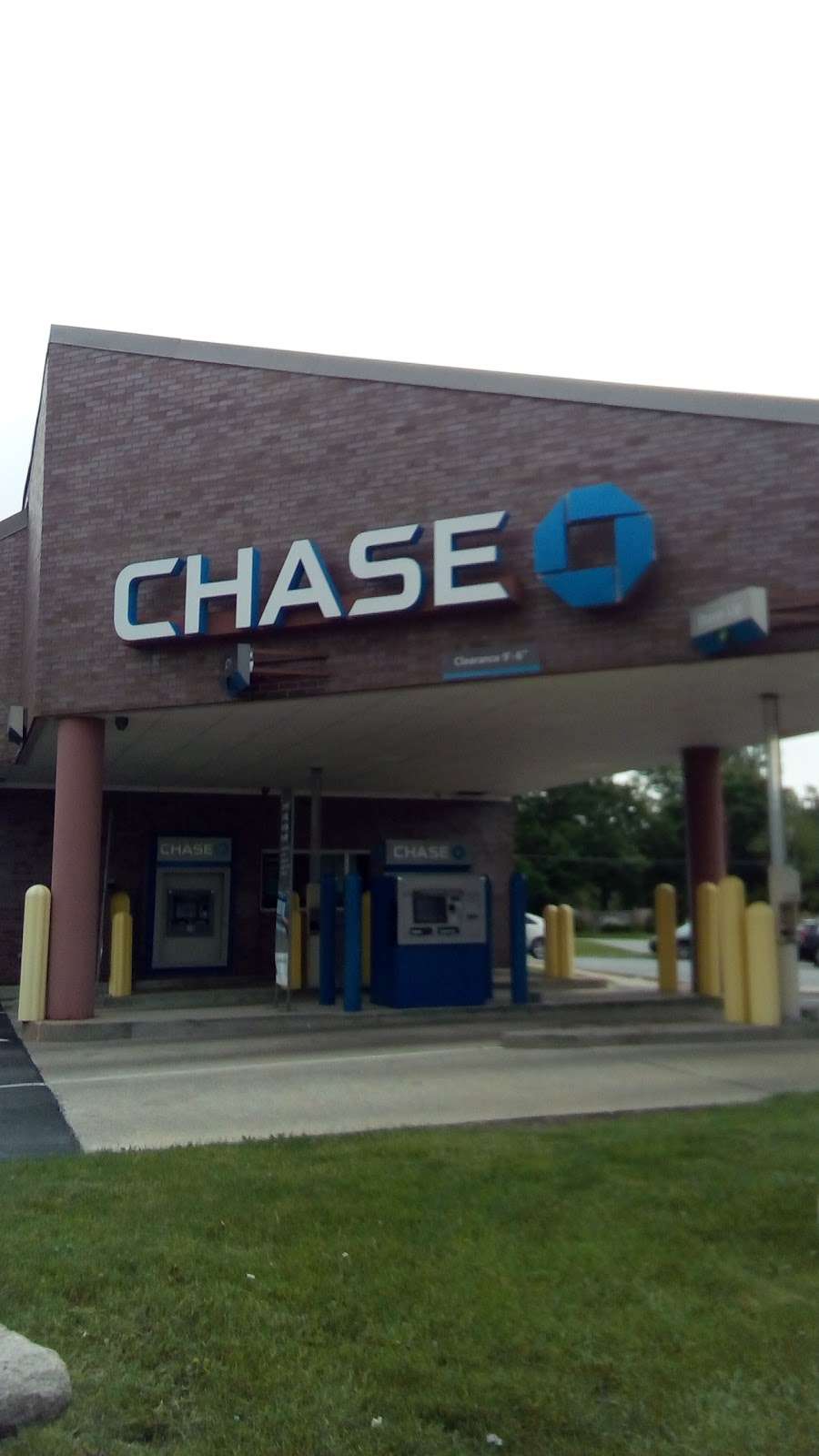 Chase Bank | 11735 Fox Rd, Indianapolis, IN 46236, USA | Phone: (317) 321-3900