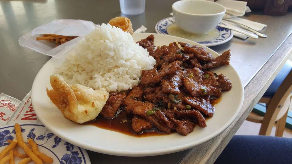 Peony Chinese Cuisine | 31810 Grape St, Lake Elsinore, CA 92532, USA | Phone: (951) 471-0138