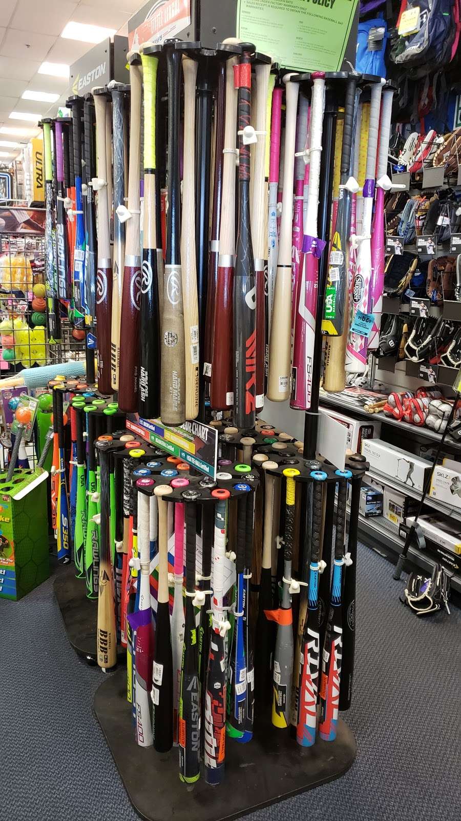 Big 5 Sporting Goods | 8145 Mira Mesa Blvd, San Diego, CA 92126, USA | Phone: (858) 693-4941