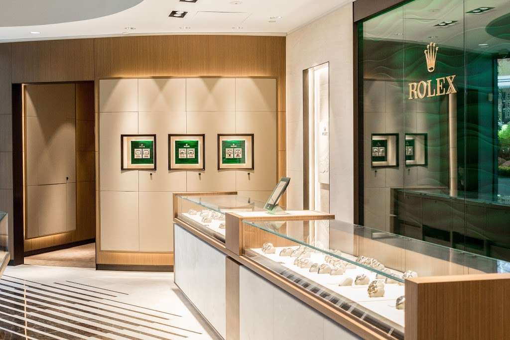 Finks Jewelers MGM National Harbor | 101 MGM National Ave Space 12, Oxon Hill, MD 20745, USA | Phone: (301) 281-2425