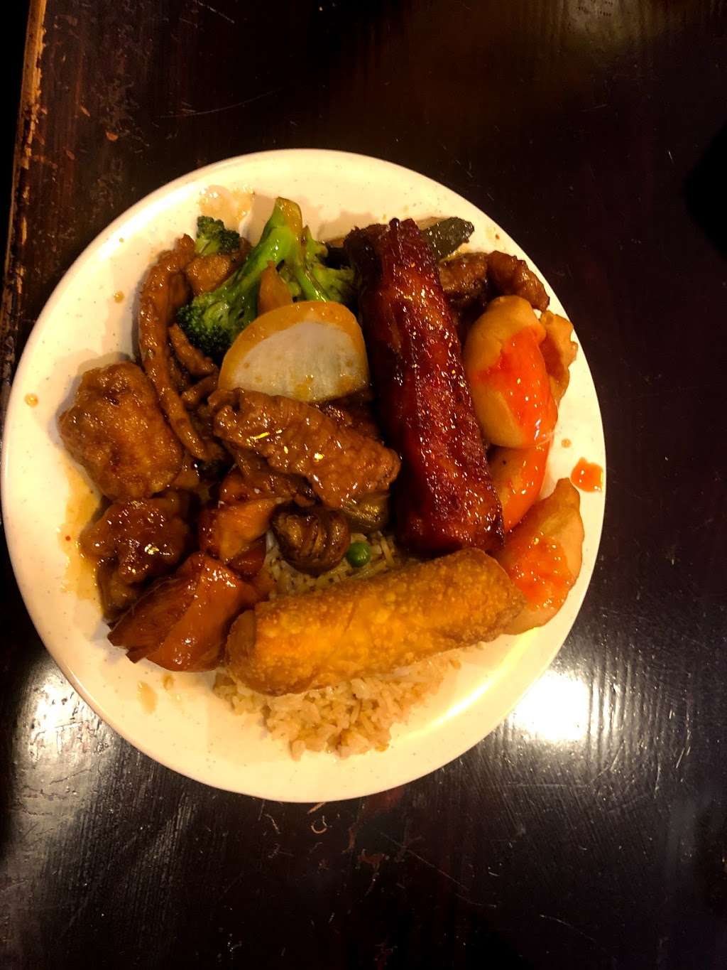 Hibachi Grill & Supreme Buffet | 5601 W 34th St, Houston, TX 77092, USA | Phone: (713) 812-8888