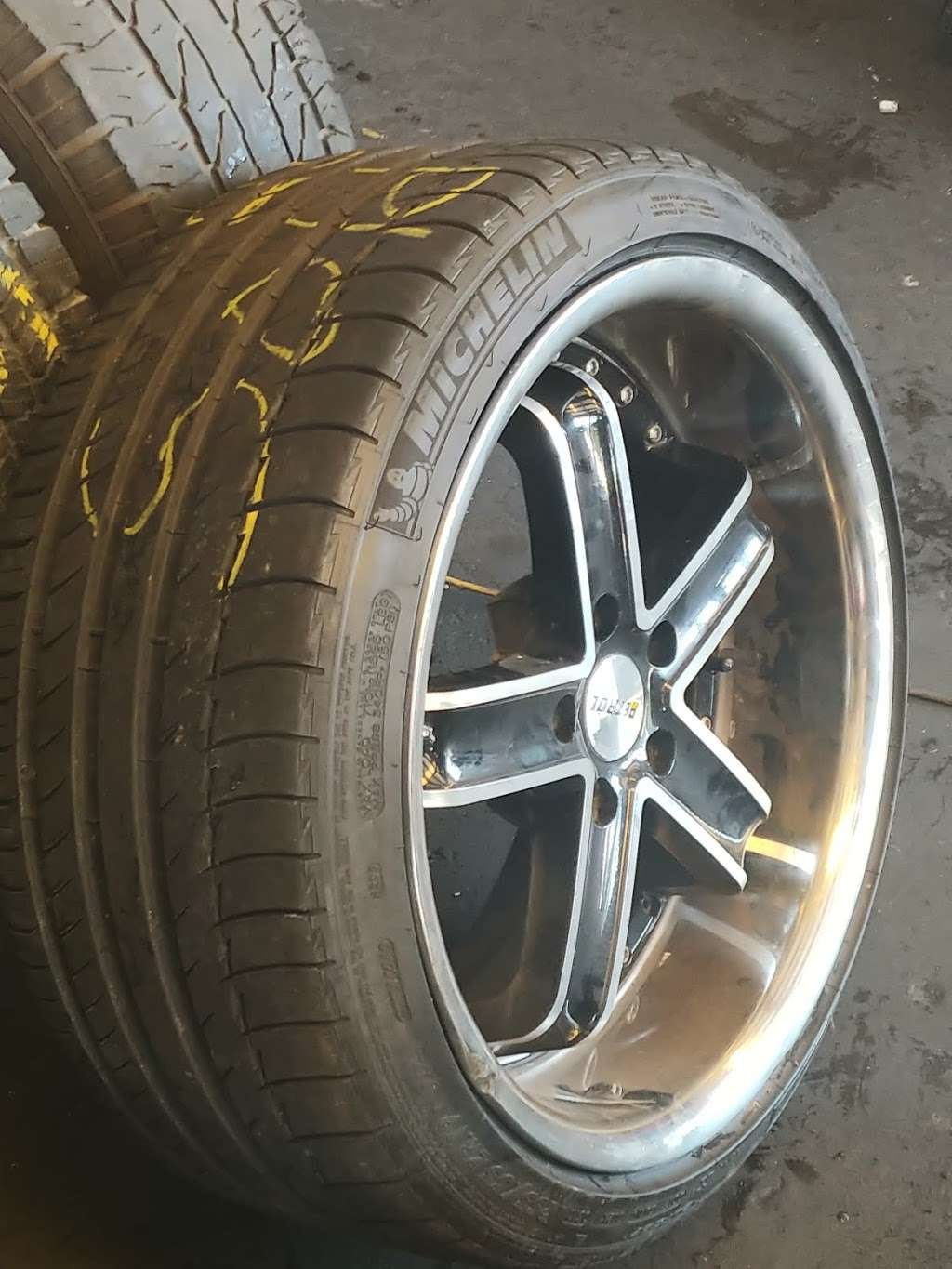 Altamonte New & Used Tires | 1203 E Altamonte Dr, Altamonte Springs, FL 32701, USA | Phone: (407) 834-0638