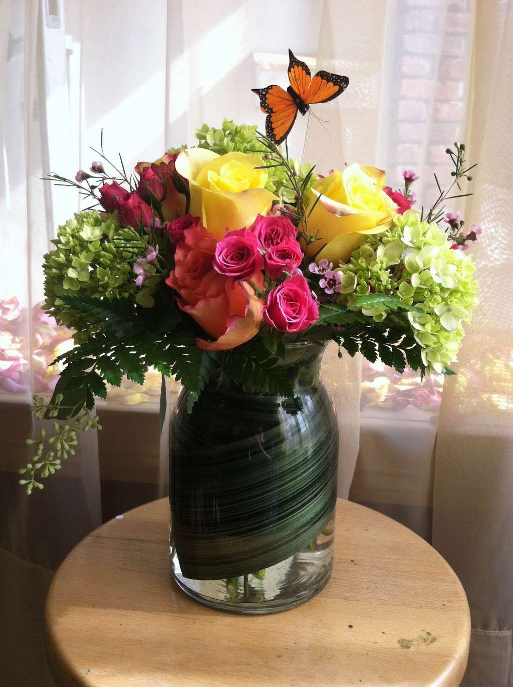 Martellis Florist | 95 E Main St, Huntington, NY 11743, USA | Phone: (631) 427-1172