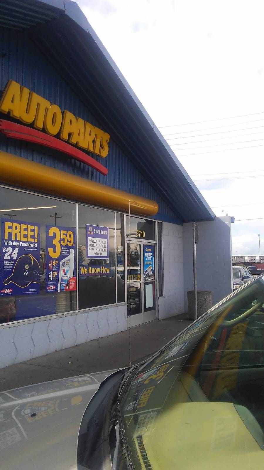 NAPA Auto Parts - Genuine Parts Company | 3710 47th Ave, Sacramento, CA 95824, USA | Phone: (916) 421-8601