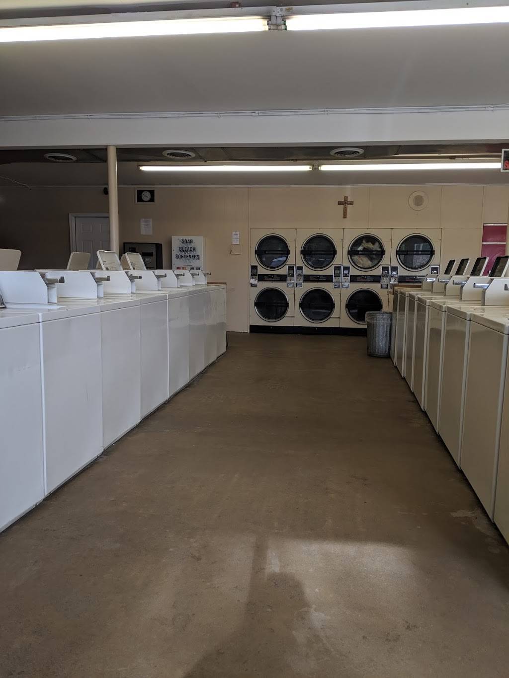 EZ-Do Laundromat | Walnut St, Chillicothe, MO 64601, USA