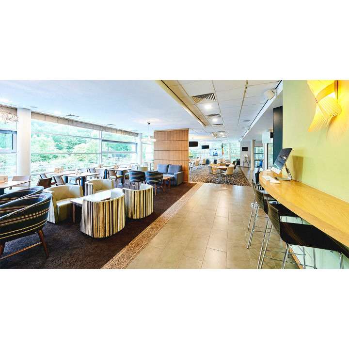 David Lloyd Cheam | Ewell Rd, Sutton SM3 8DP, UK | Phone: 020 8786 3150