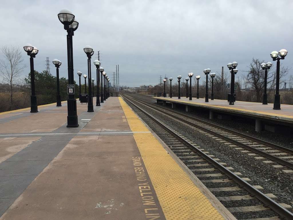 Frank R. Lautenberg Secaucus Junction | County Rd & County Avenue, Secaucus, NJ 07097, USA