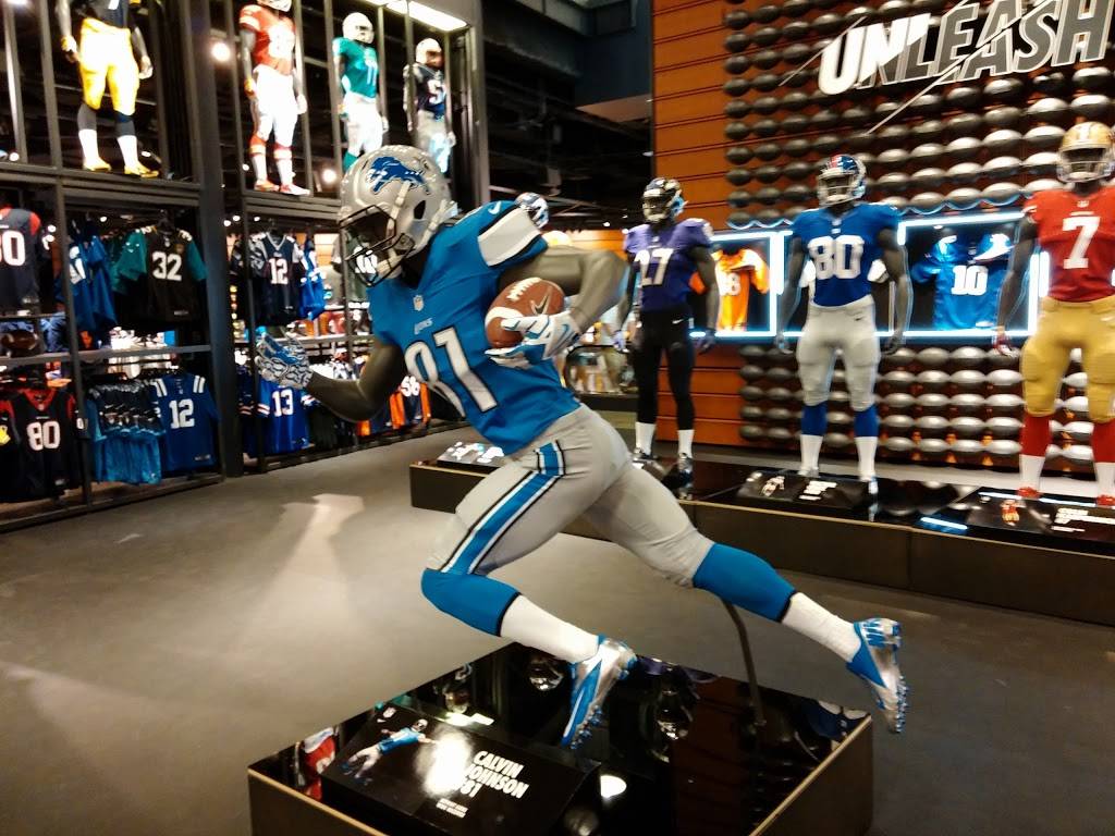 Nike Las Vegas | 3500 Las Vegas Blvd S Suite M - 5, Las Vegas, NV 89109, USA | Phone: (702) 650-8888