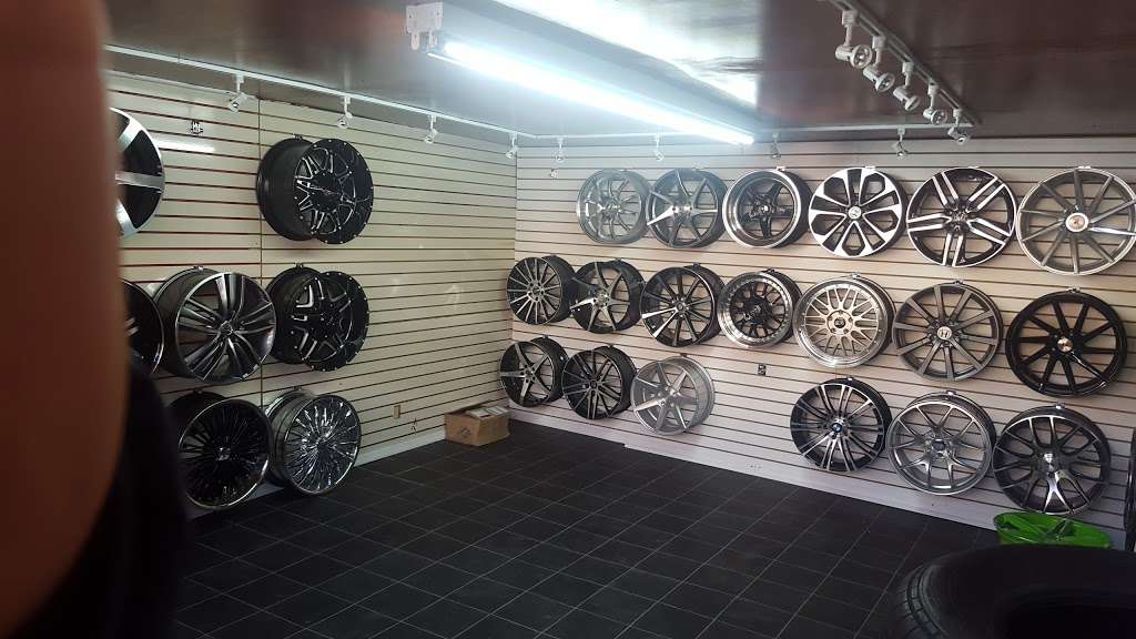 Bedford Tires | 2470 Bedford Ave, Brooklyn, NY 11226, USA | Phone: (718) 282-6653