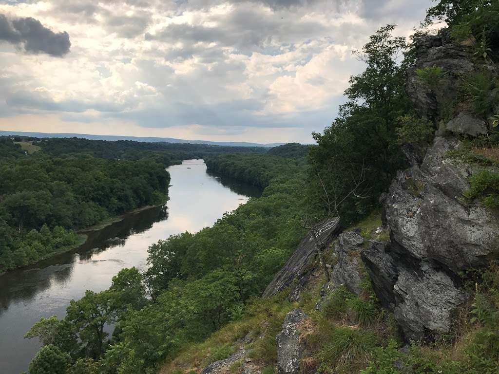 Point of Rocks overlook | Jefferson, MD 21755, USA