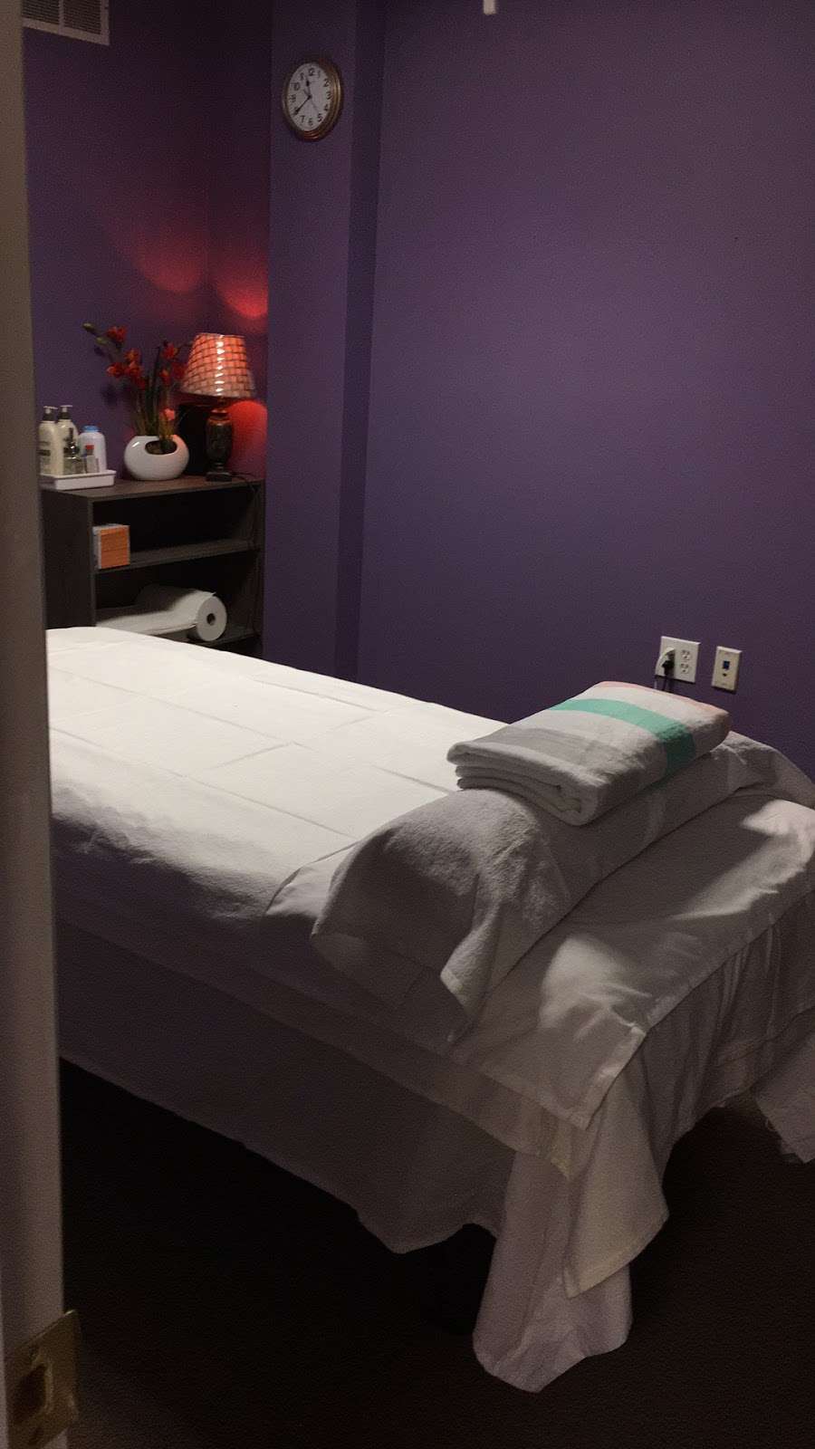 Jins Massage Therapy | 101 Jackson Ave, Glenside, PA 19038, USA | Phone: (215) 280-7110