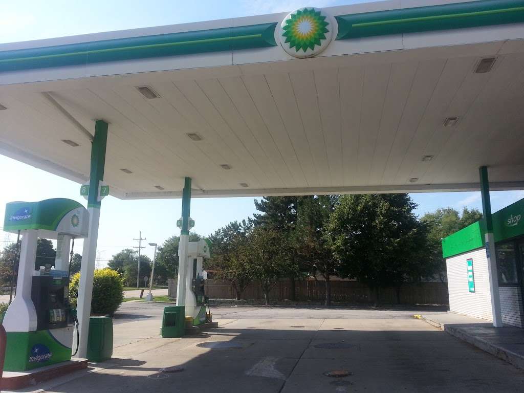 BP | 1625 E Euclid Ave, Mt Prospect, IL 60056, USA | Phone: (847) 297-5429