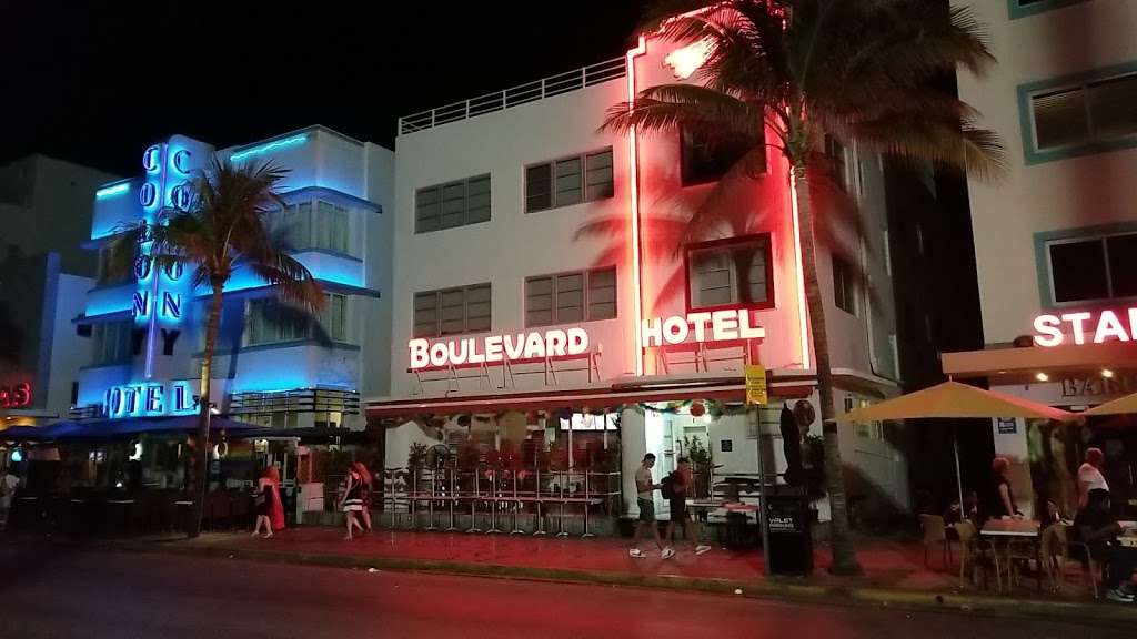 Boulevard | 740 Ocean Dr, Miami Beach, FL 33139, USA | Phone: (305) 532-0992