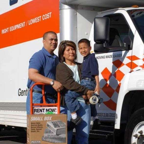 U-Haul Moving & Storage of Romeoville | 645 S Weber Rd, Romeoville, IL 60446, USA | Phone: (815) 905-9101