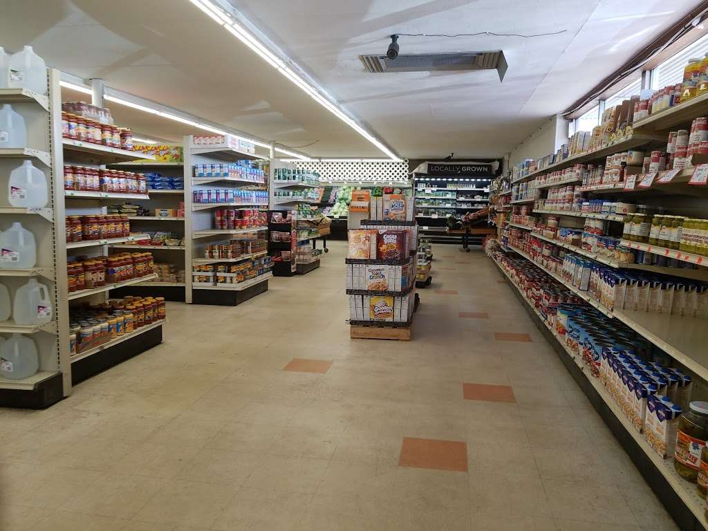 Stroughs Supermarket | 624 N Madison St, Fortville, IN 46040, USA | Phone: (317) 485-4061