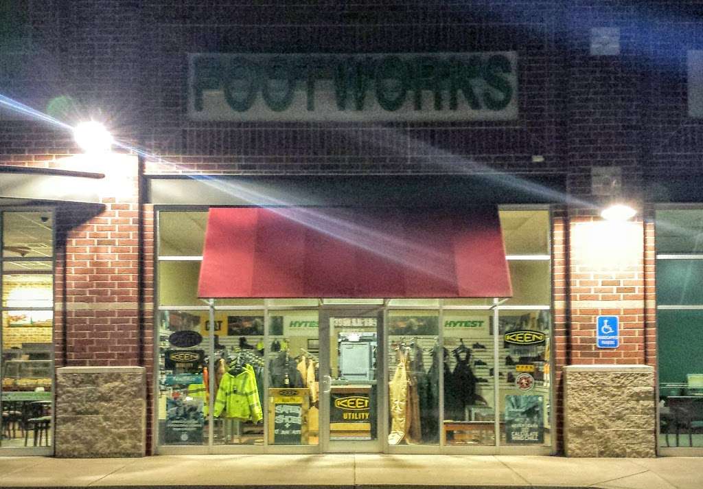 Footworks Safety Toe Shoes | 3990 IN-38, Lafayette, IN 47905, USA | Phone: (765) 250-3865