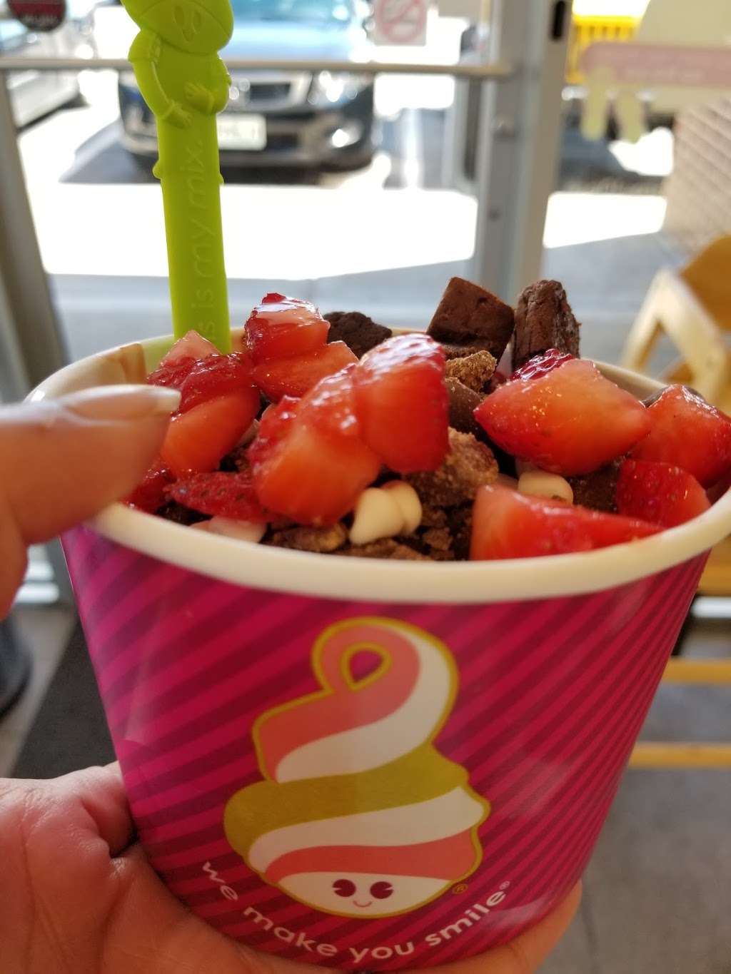 Menchies Frozen Yogurt | 1802 NW Chipman Rd, Lees Summit, MO 64081, USA | Phone: (816) 347-1909