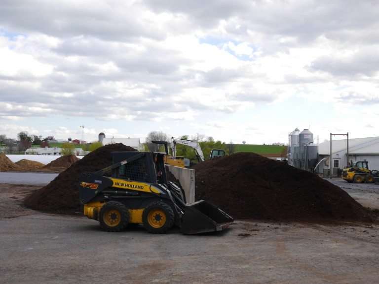 Groffs Run Mulch | 40 Groffdale Church Rd, Leola, PA 17540, USA | Phone: (717) 656-6826