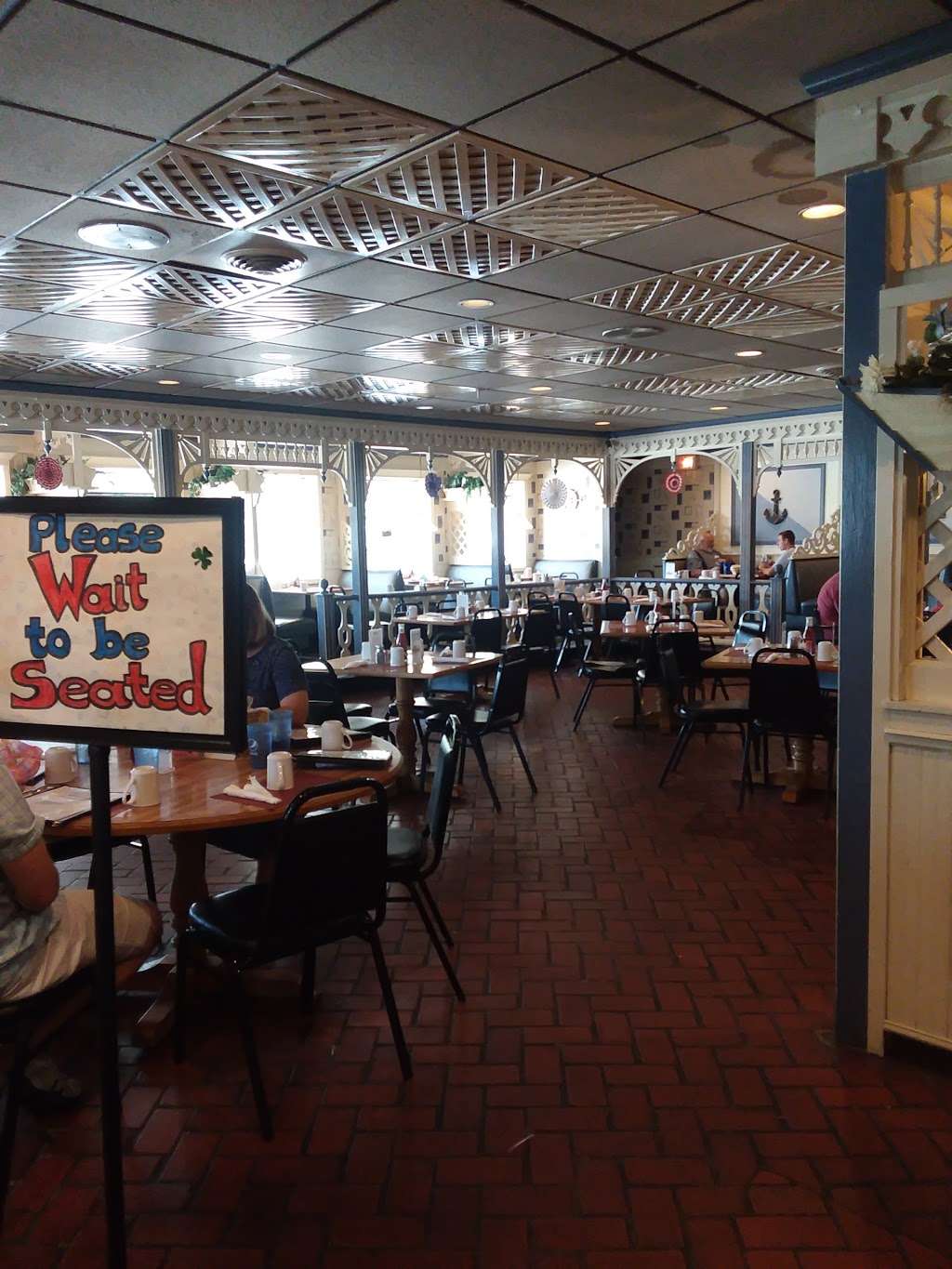 River Run Family Restaurant | 3616 Northwestern Ave, Racine, WI 53404, USA | Phone: (262) 633-4019