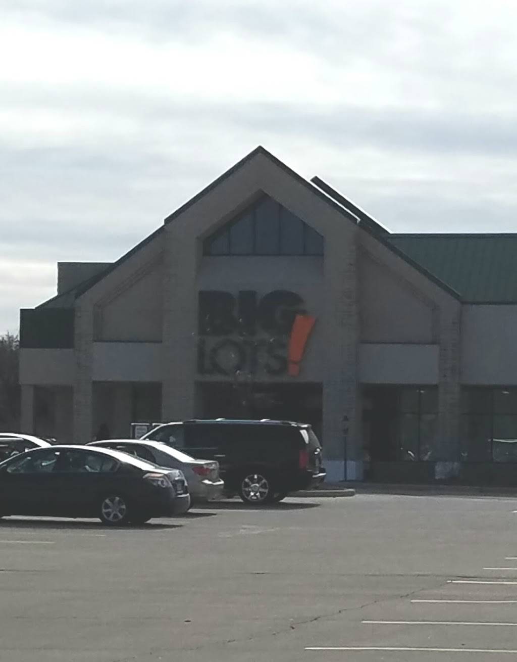 Big Lots | N78w14511 Appleton Ave, Menomonee Falls, WI 53051, USA | Phone: (262) 255-4601