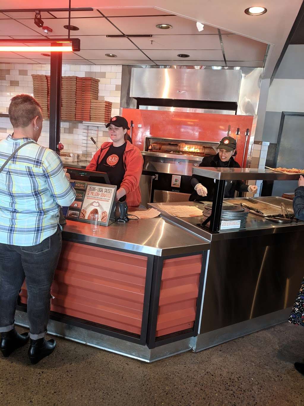 Blaze Pizza | 925 Foxcroft Ave, Martinsburg, WV 25401, USA | Phone: (304) 596-0699