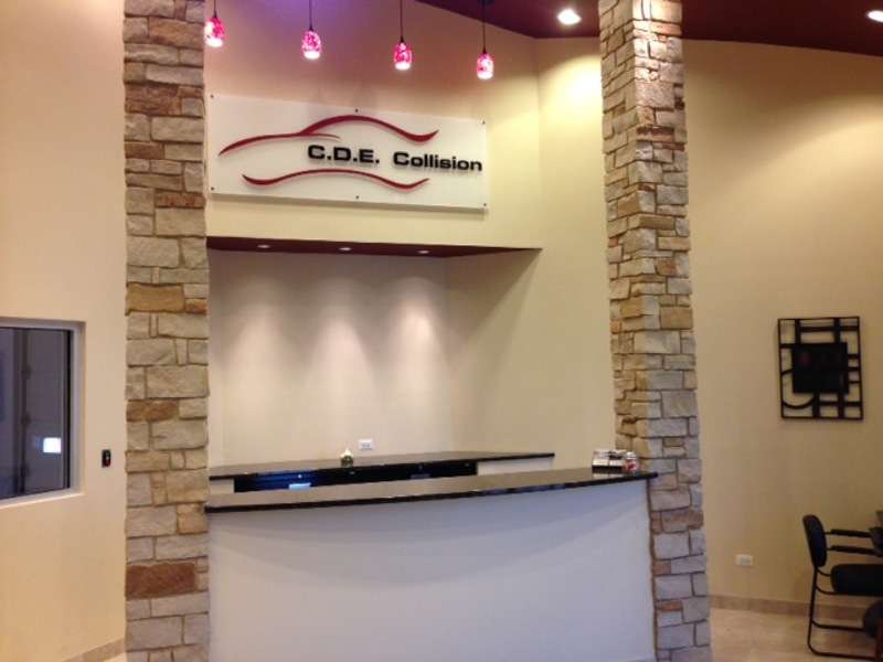 CDE Collision Center-Chicago (7659) | 7659 S Western Ave, Chicago, IL 60620, USA | Phone: (773) 925-8511