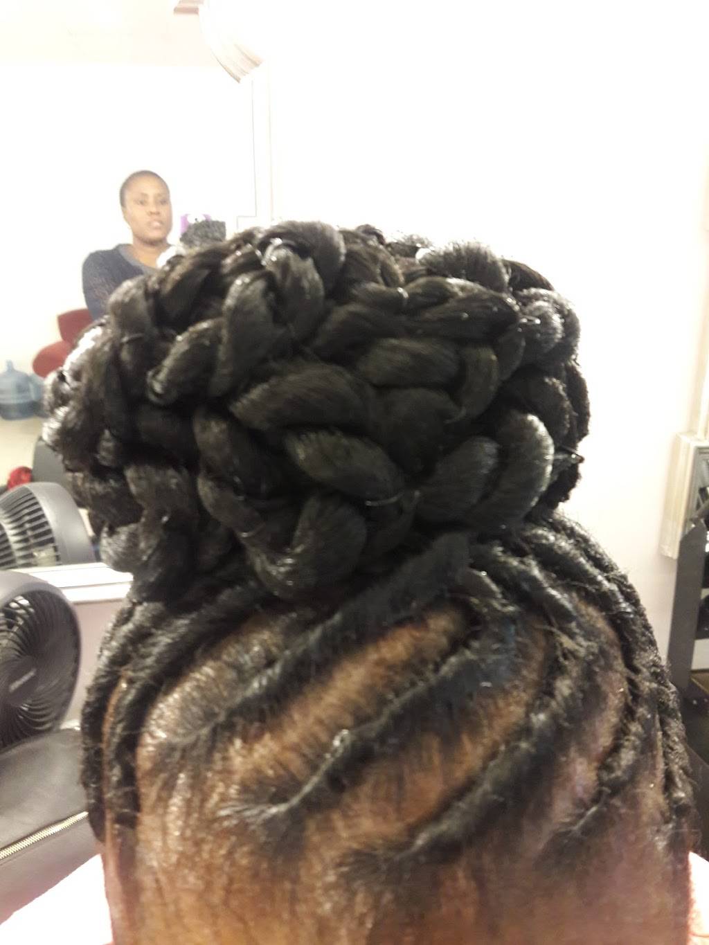 Penda African Hair Braiding | 4229 Louisburg Rd Ste 113, Raleigh, NC 27604, USA | Phone: (919) 264-3810