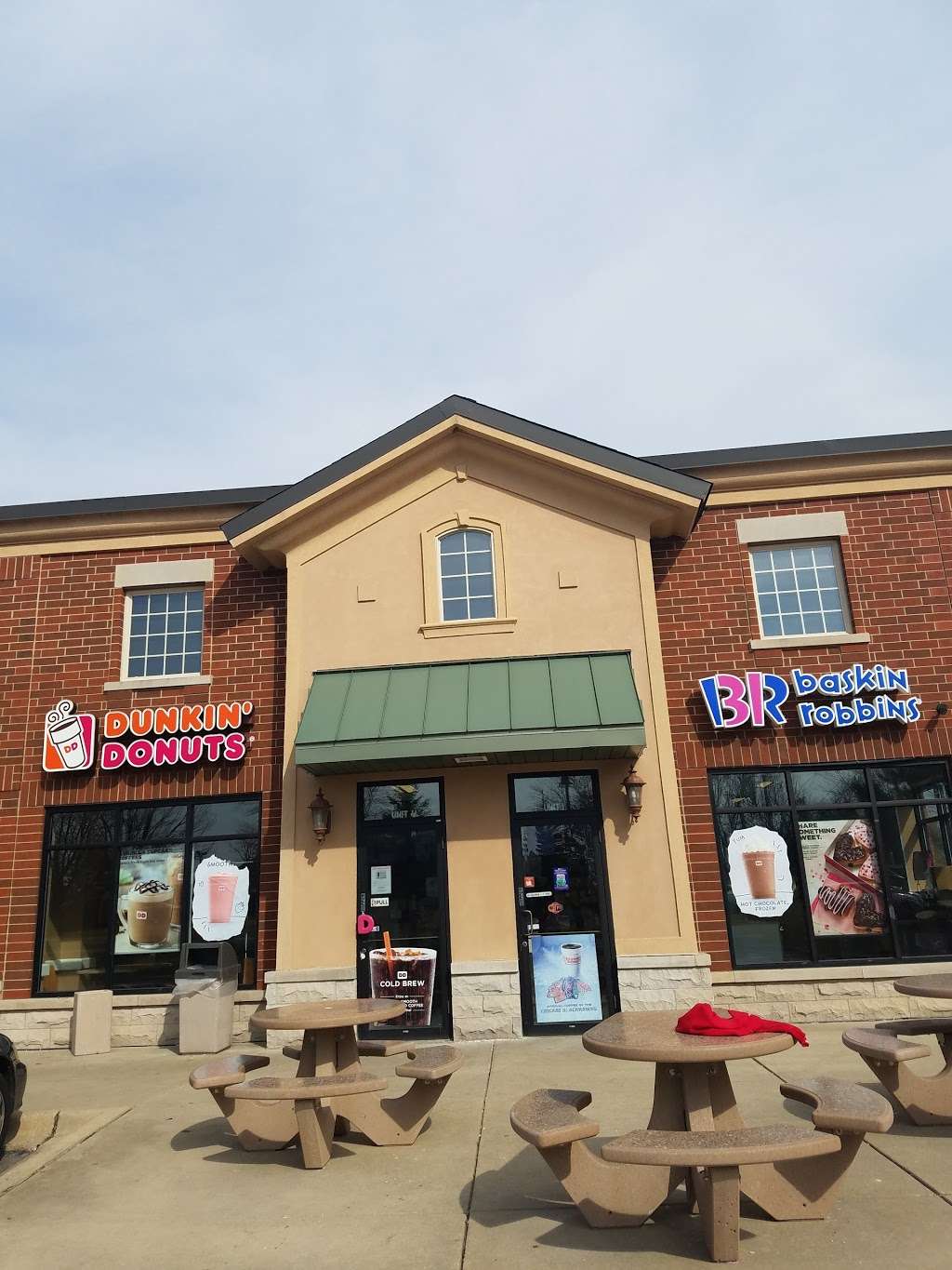 Dunkin Donuts | 12371 Derby Ln, Lemont, IL 60439, USA | Phone: (630) 243-9613