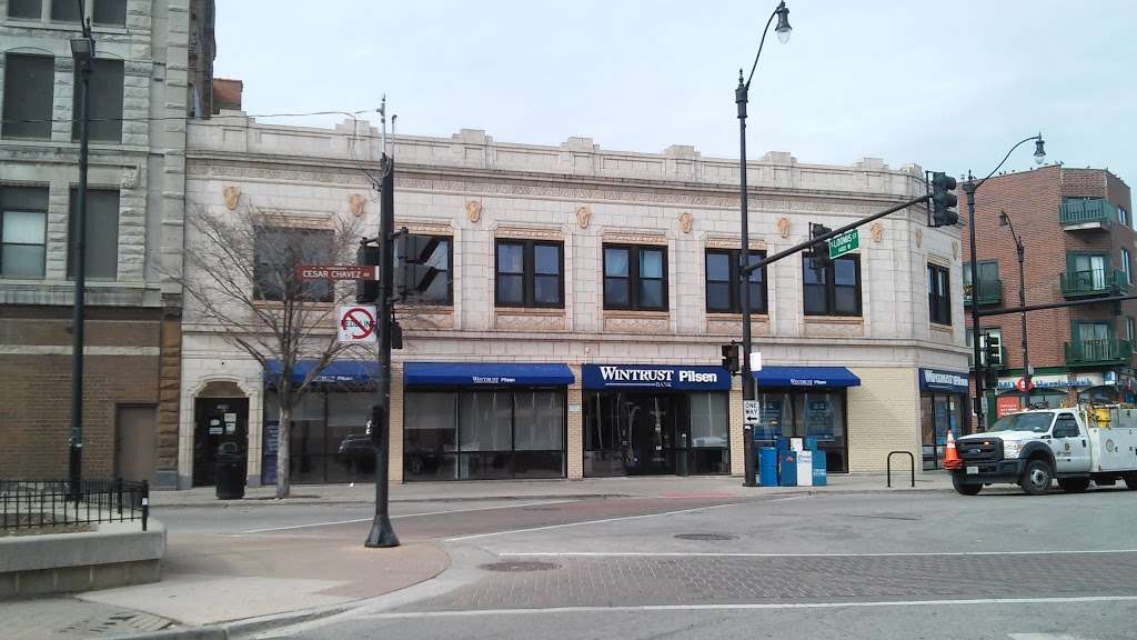 Wintrust Bank - Pilsen | 1800 S Blue Island Ave, Chicago, IL 60608, USA | Phone: (312) 985-5330