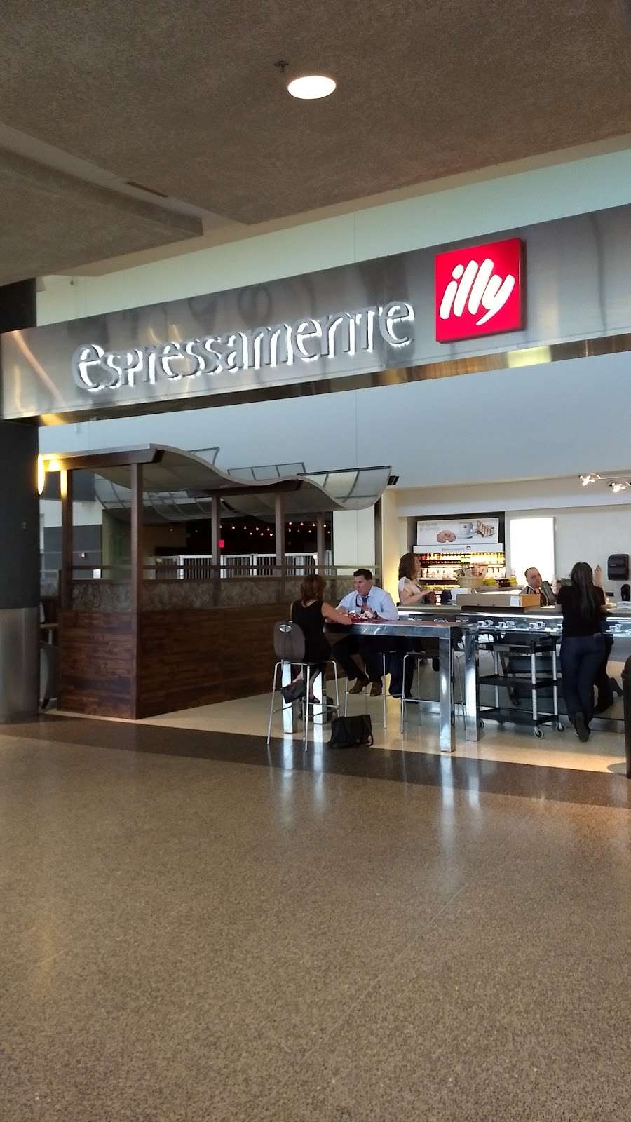 Espressamente Illy | 1 Harborside Dr, Boston, MA 02128, USA | Phone: (617) 963-8154