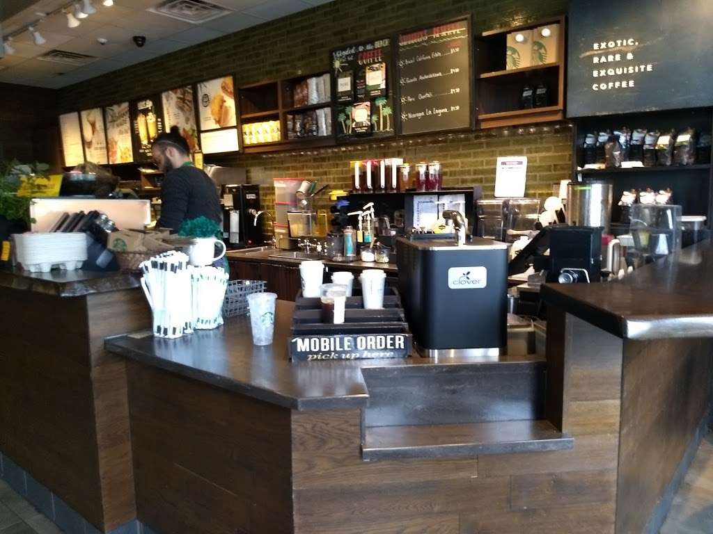 Starbucks | 120 Cedar Grove Ln, Somerset, NJ 08873, USA | Phone: (732) 748-9181