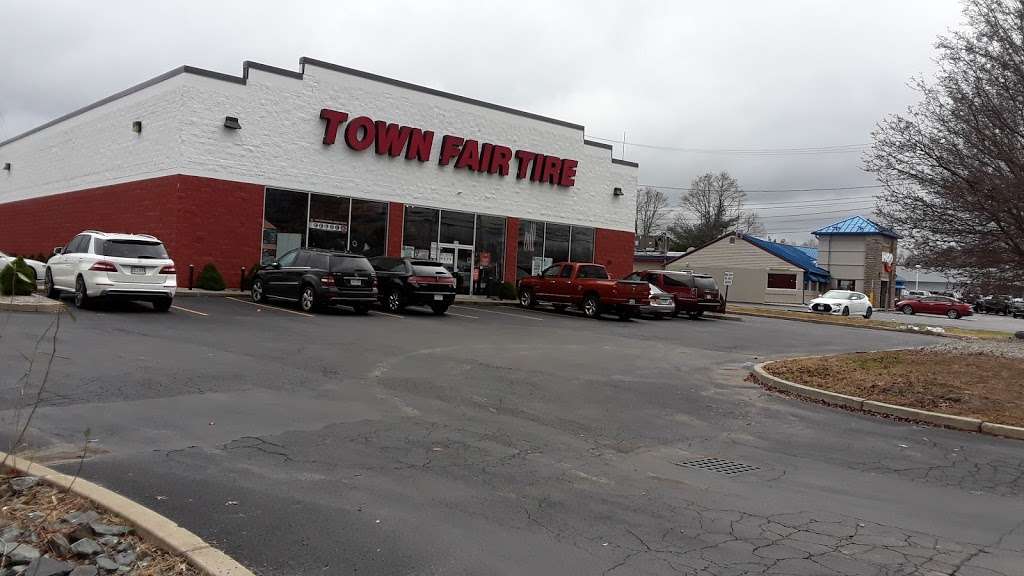 Town Fair Tire | 255 US-44, Raynham, MA 02767, USA | Phone: (508) 821-2100