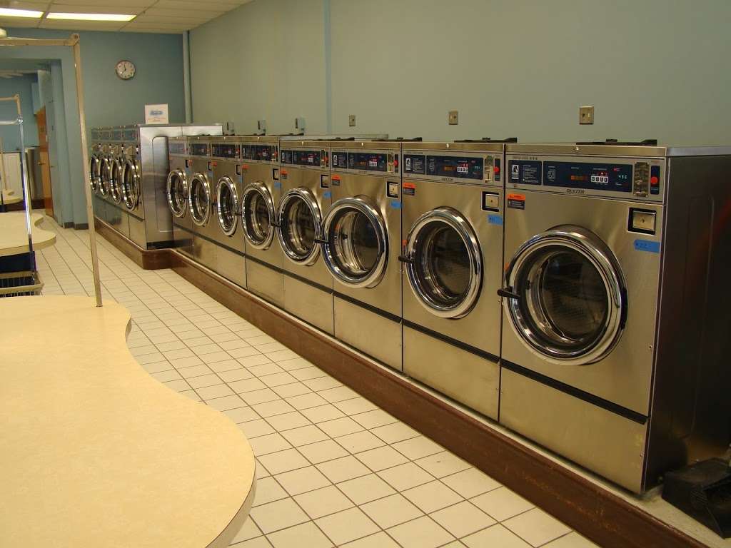 Brite Wash Laundromat | 411 W Cold Spring Ln, Baltimore, MD 21210, USA | Phone: (443) 873-2206