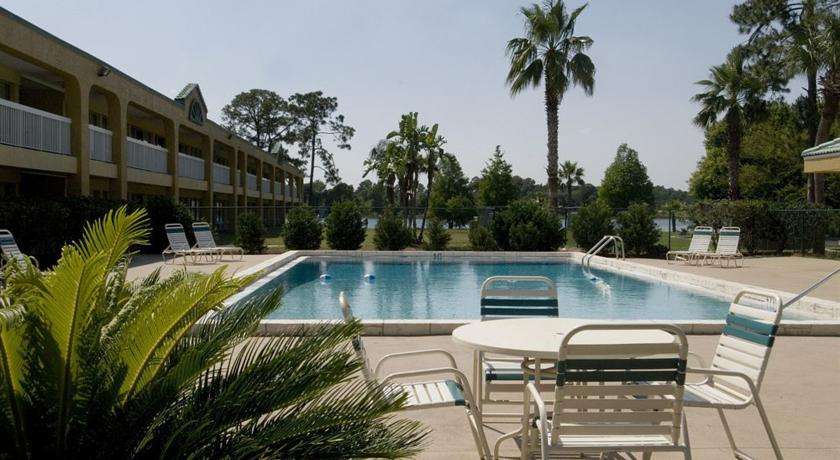 Budget Inn Sanford Intl Airport | 3200 S Orlando Dr, Sanford, FL 32773, USA | Phone: (407) 321-0690