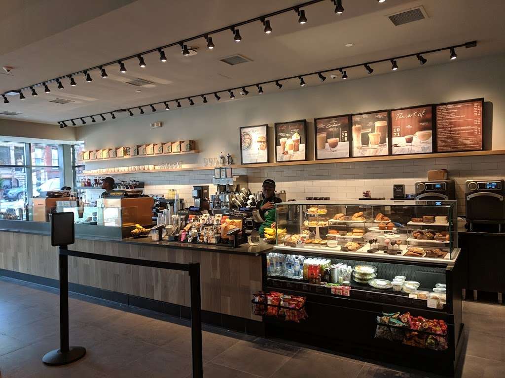 Starbucks in Stuben | 325 Lafayette Ave, Brooklyn, NY 11205, USA | Phone: (718) 230-0007