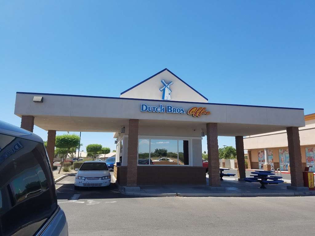 Dutch Bros Coffee | 722 N McQueen Rd, Gilbert, AZ 85233, USA | Phone: (480) 539-8888