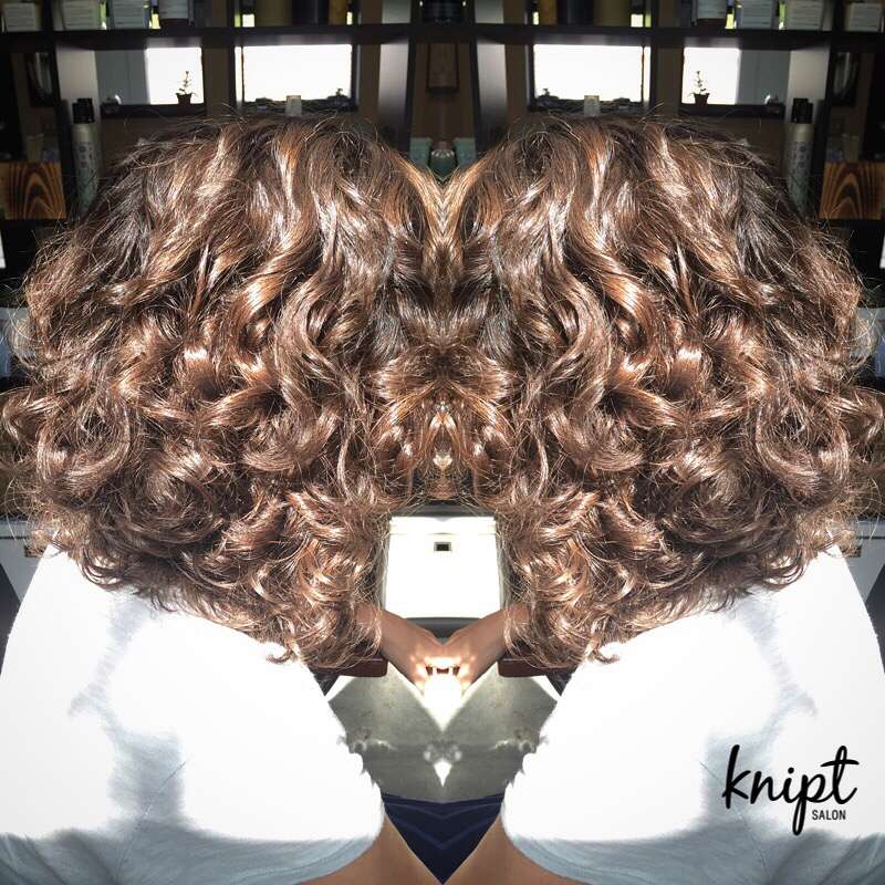 Knipt Salon | 536 W 10th St, Charlotte, NC 28202, USA | Phone: (704) 497-2214