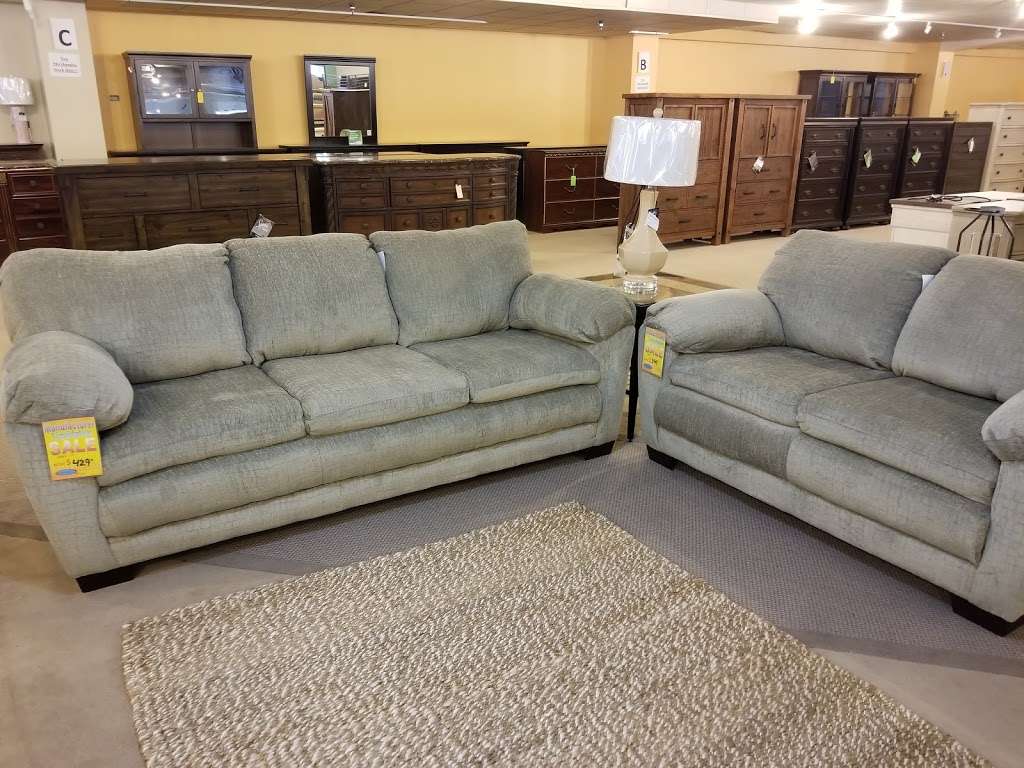 Comptons Furniture & More Smithville | 1501 US-169, Smithville, MO 64089, USA | Phone: (816) 873-3215