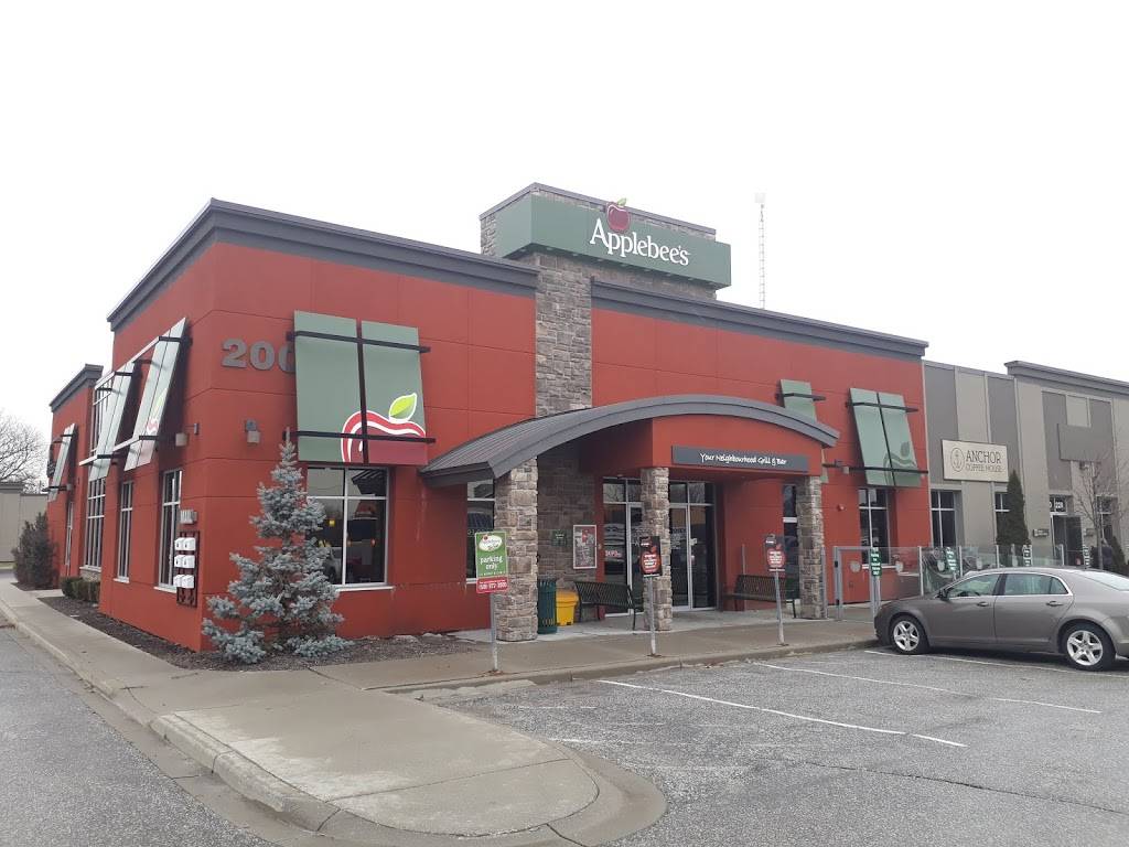 Applebees | 2187, 240 Huron Church Rd #240, Windsor, ON N9C 2L8, Canada | Phone: (519) 972-3000