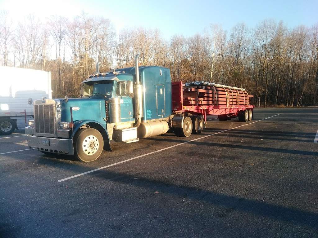 J R Trucking & Rigging Inc | 10 Mengle St, Pottsville, PA 17901, USA | Phone: (570) 385-8345