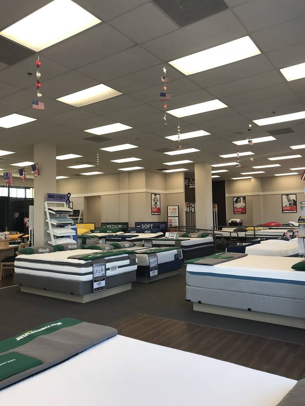 Mattress Firm Stonecrest at Piper Glen | 7918 Rea Rd Ste F, Charlotte, NC 28277, USA | Phone: (704) 752-0746