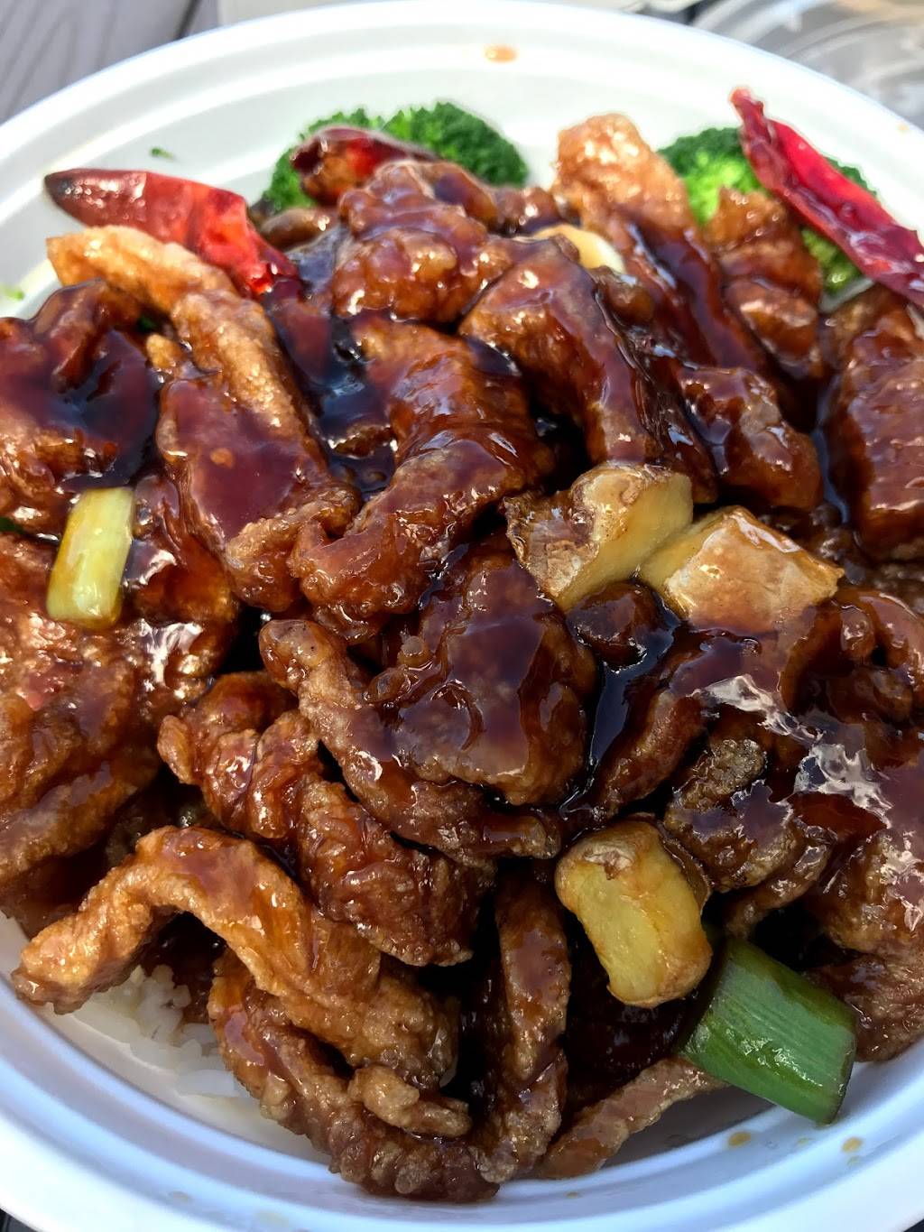 Yang Chow 2.0 | 2930 Clark Ave, Long Beach, CA 90815, USA | Phone: (562) 982-4288