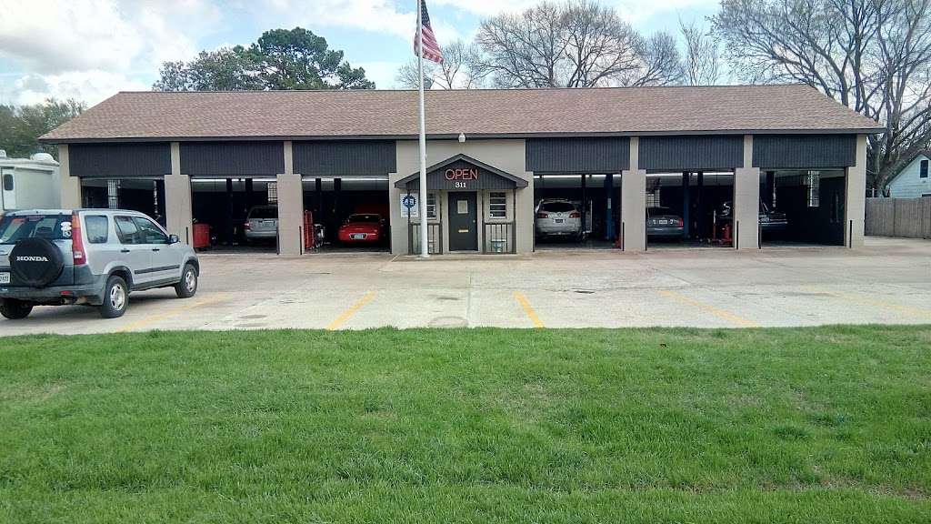 Haneys Car Care | 311 N Live Oak St, Tomball, TX 77375, USA | Phone: (281) 351-7544