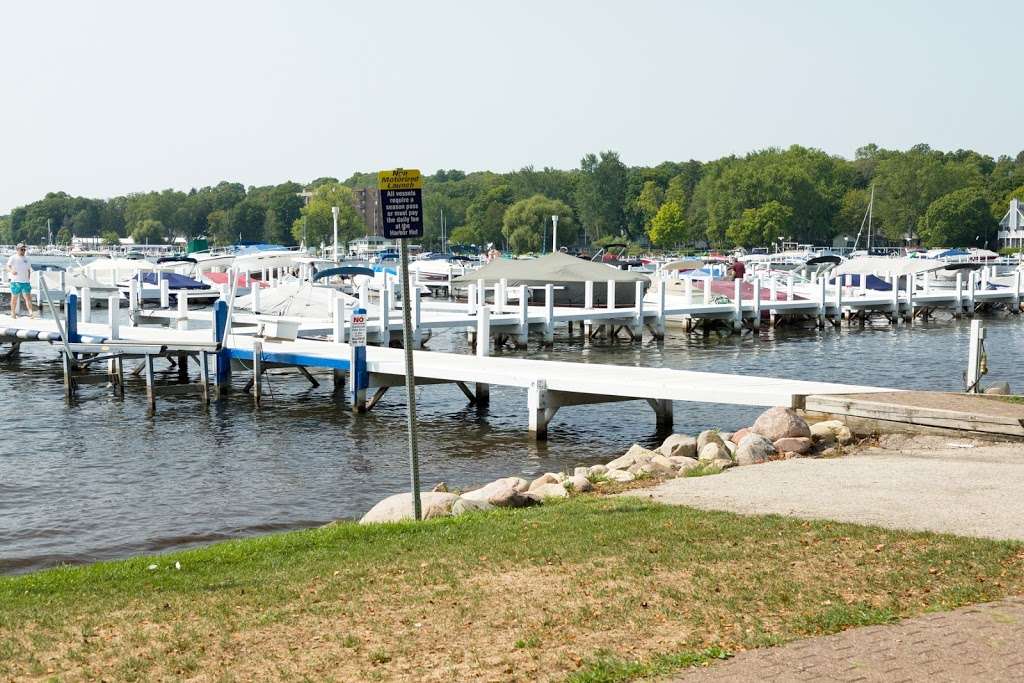 Williams Bay Beach | E Geneva St, Williams Bay, WI 53191, USA | Phone: (262) 245-2700