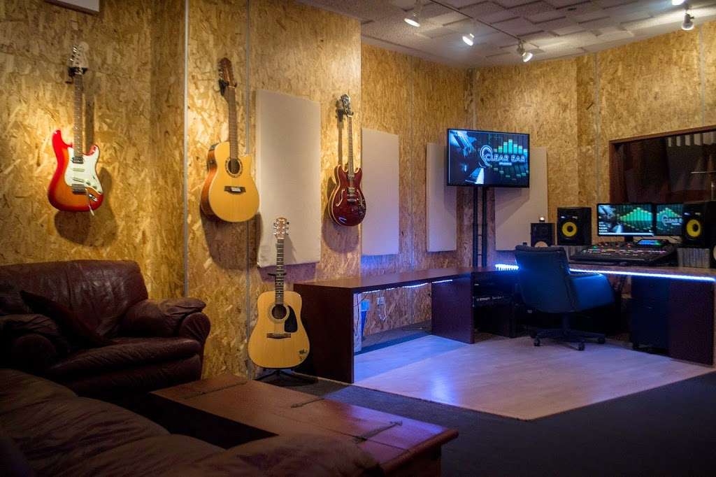 Clear Ear Studios | 1116 W 47th Pl, Chicago, IL 60609, USA | Phone: (708) 929-8745