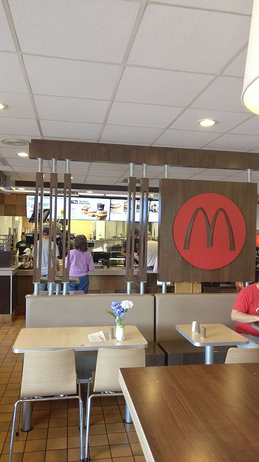 McDonalds | 6896 Hamilton Blvd, Trexlertown, PA 18087, USA | Phone: (610) 398-2218